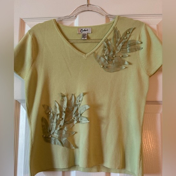 Carducci Size Medium Green Soft Knit Short Sleeve Sweater - Picture 1 of 3